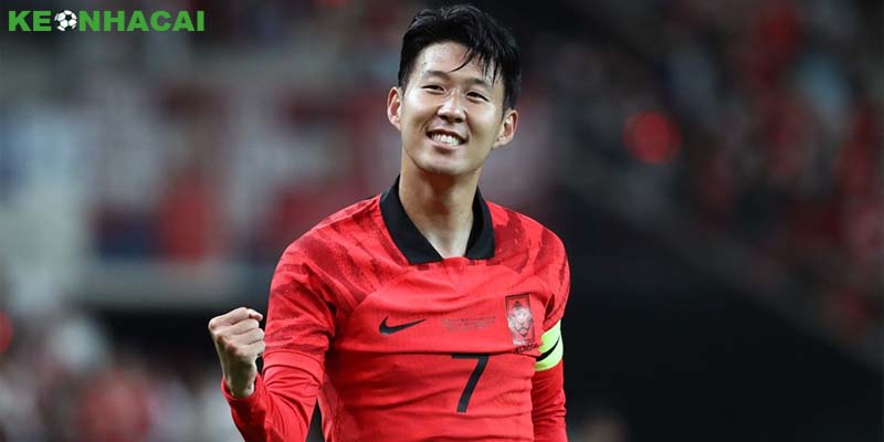 Son Heung Min có sự nghiệp thi đấu bóng đá ấn tượng